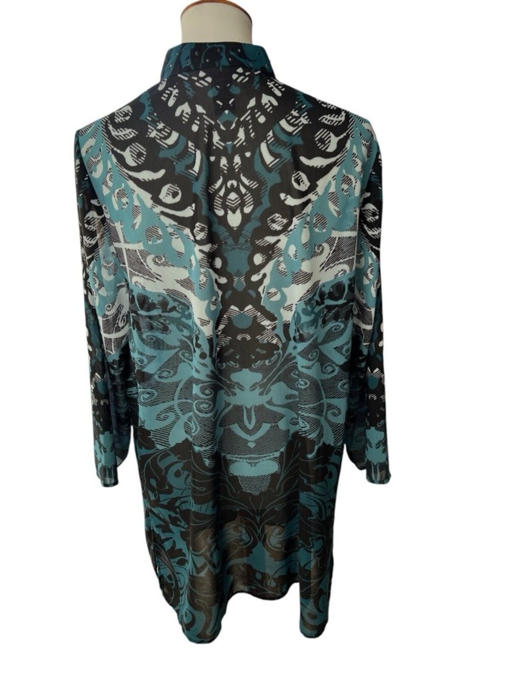 Added Dimensions For Catherines Semi-Sheer Lace Up Detail Blouse-Size 0X - Picture 2 of 2